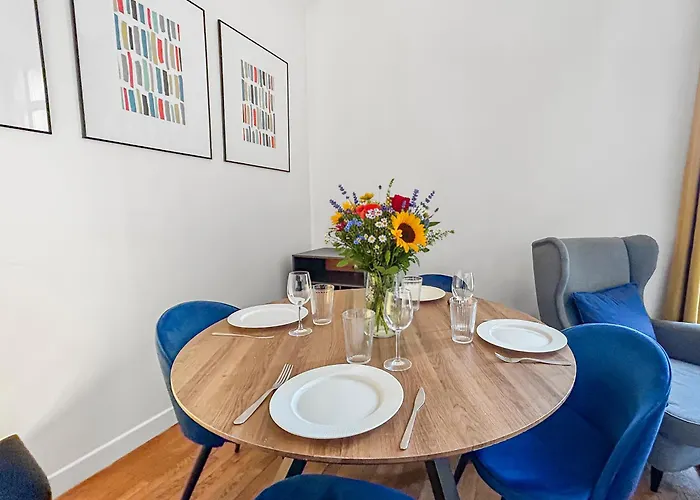 T3 Spacieux Et Convivial, Vue Imprenable * Tours