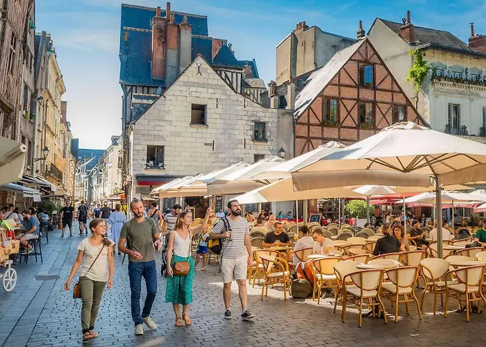 Apartment T3 Spacieux Et Convivial, Vue Imprenable Tours